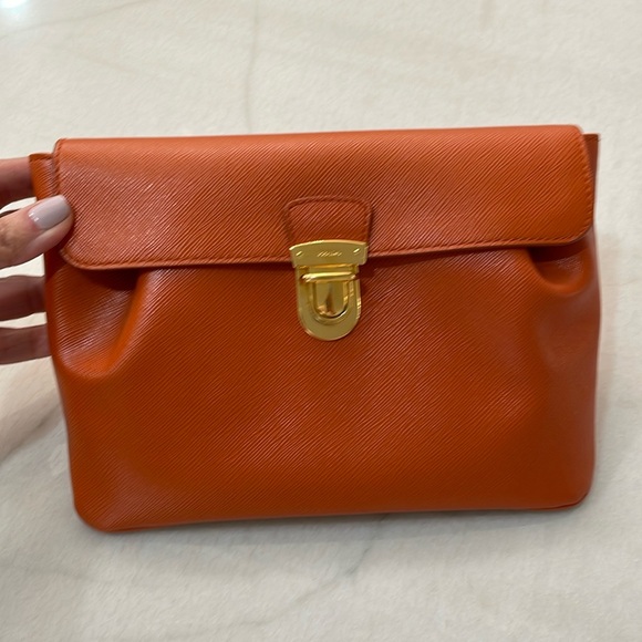 Like New PRADA clutch - Picture 1 of 9
